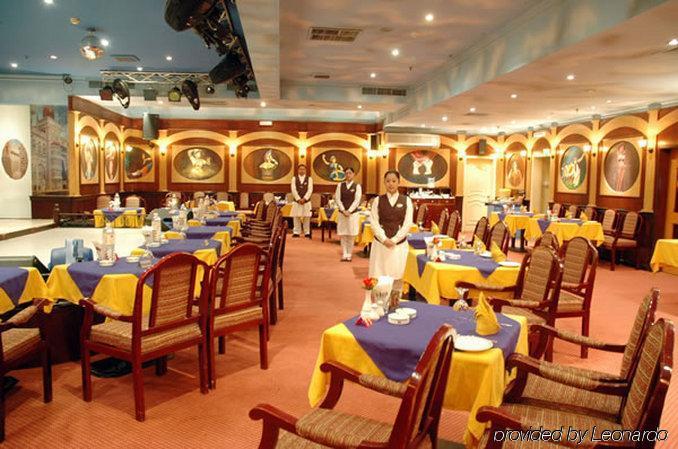 Windsor Tower Hotel Manama Restaurant photo